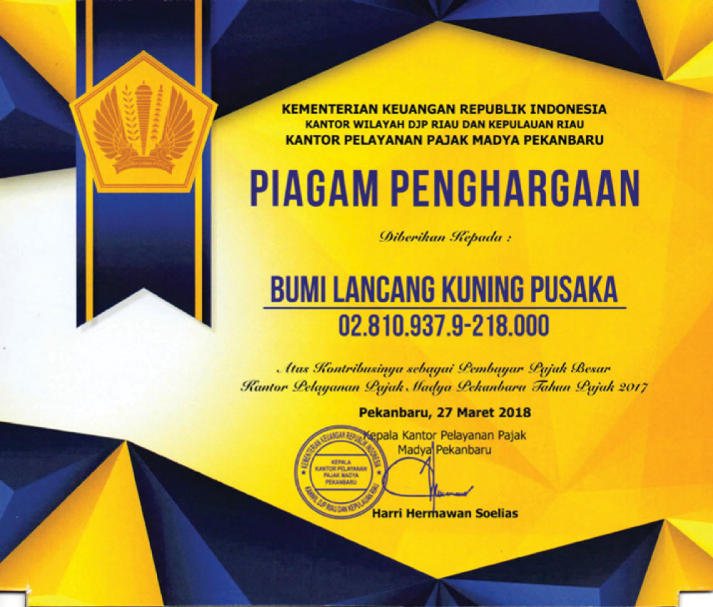 Piagam Penghargaan Pembayaran Pajak Besar Tahun 2018.