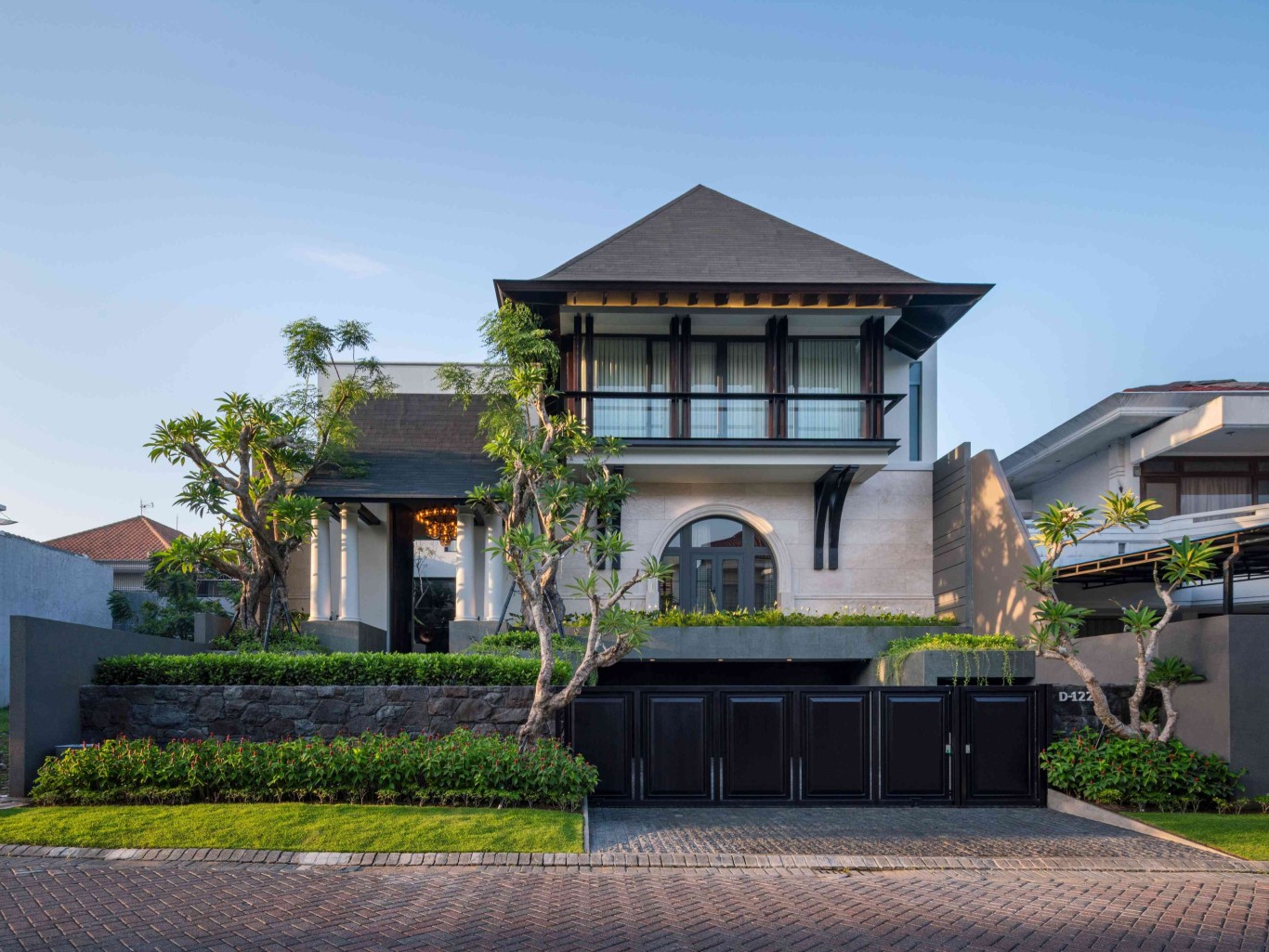 rumah tropis minimalis