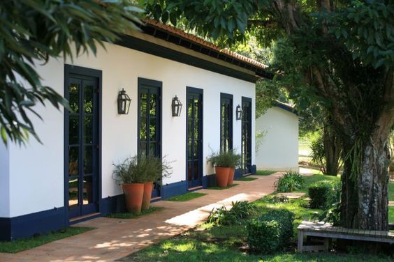 Desain rumah kost minimalis 2 lantai.jpg